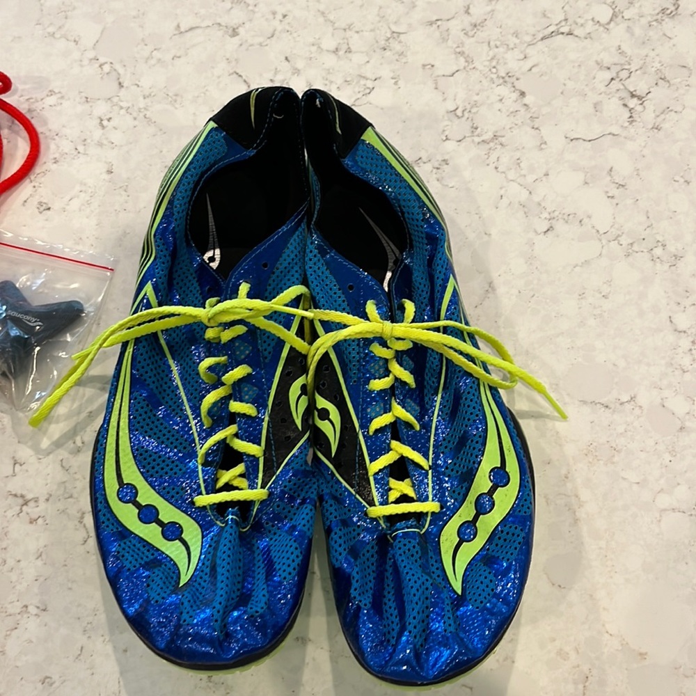 SAUCONY ENDORPHIN MD4 MENS TRACK SHOES